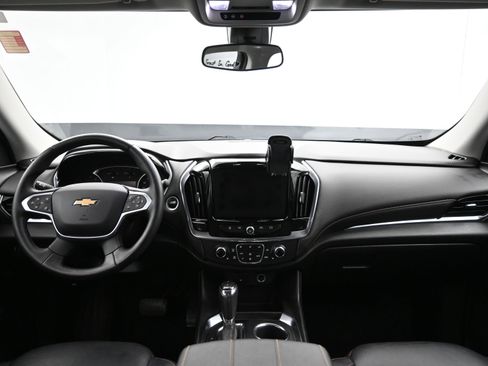Used 2020 Chevrolet Traverse LT w/ Driver Confidence II Package image 19