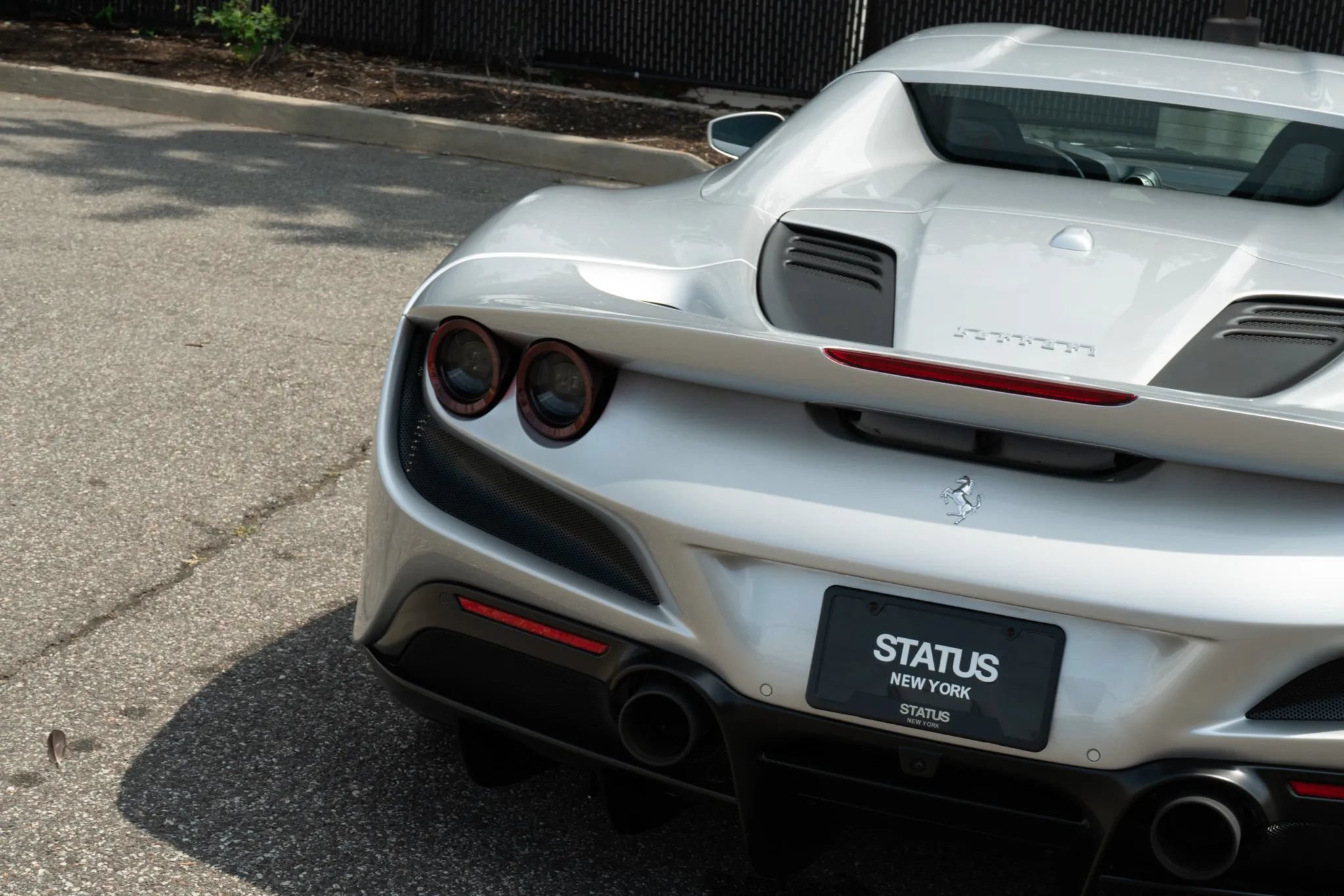 Used 2022 Ferrari F8 Tributo RWD image 17