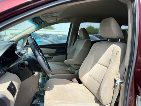 Used 2013 Honda Odyssey LX image 18