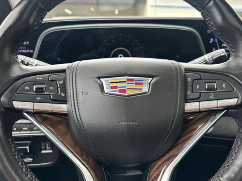 Certified 2023 Cadillac Escalade ESV Sport Platinum w/ Heavy-Duty Trailer Package AWD/4WD image 33
