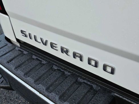 Used 2019 Chevrolet Silverado 1500 LT w/ All Star Edition image 16