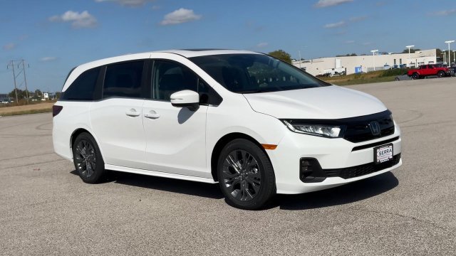 New 2027 Honda Odyssey Touring image 2