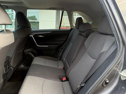 Used 2020 Toyota RAV4 XLE w/ Convenience Package AWD/4WD image 17