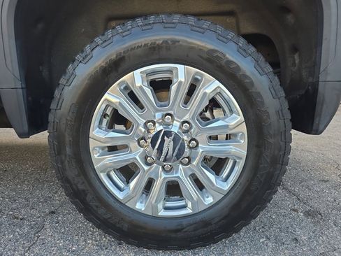 Used 2023 GMC Sierra 2500 Denali w/ Denali Ultimate Package image 35