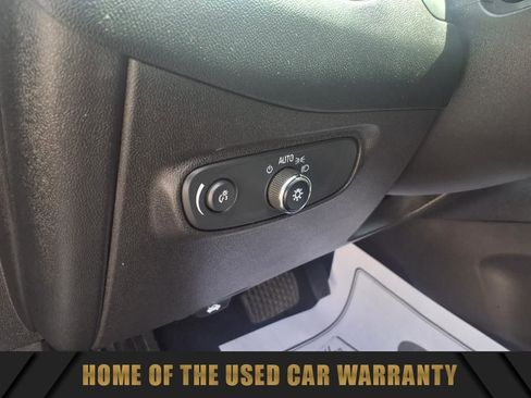 Used 2022 Chevrolet Equinox LT image 21