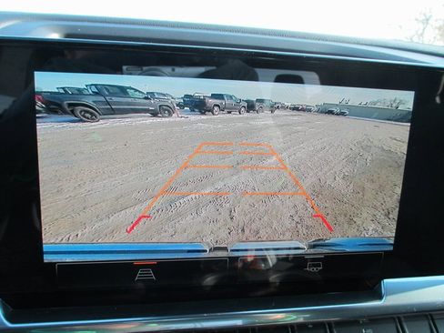 New 2026 GMC Sierra 1500 SLE image 16