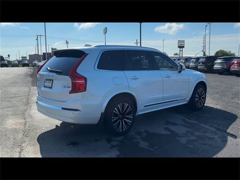 Used 2023 Volvo XC90 T8 Plus image 8