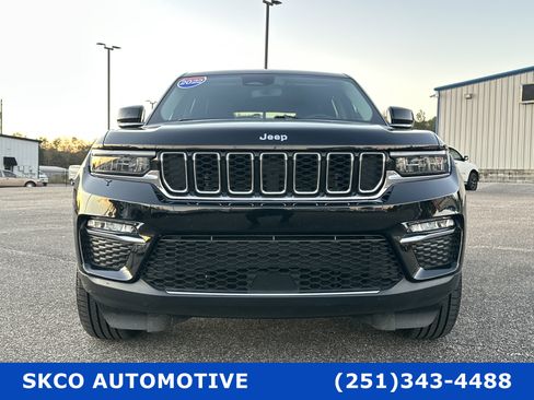 Used 2022 Jeep Grand Cherokee Limited image 8