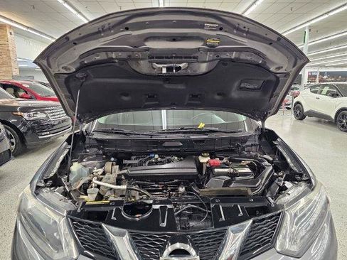 Used 2016 Nissan Rogue S AWD/4WD image 36
