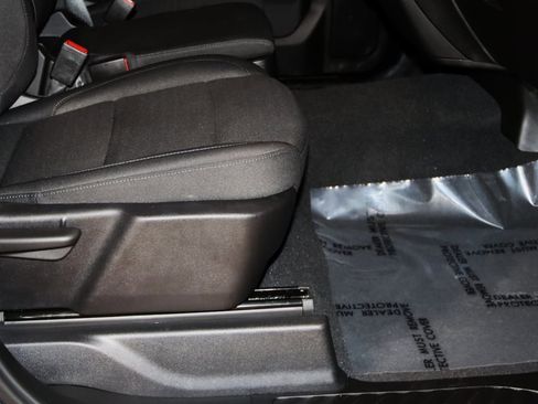 Used 2026 Chevrolet Silverado 2500 Custom w/ Custom Value Package image 57