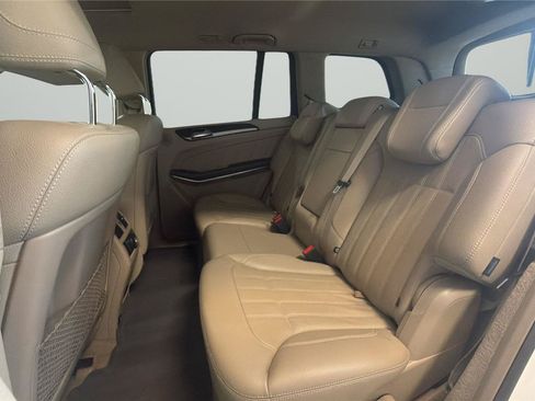 Used 2013 Mercedes-Benz GL 450 4MATIC image 11