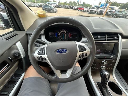 Used 2013 Ford Edge SEL FWD image 31