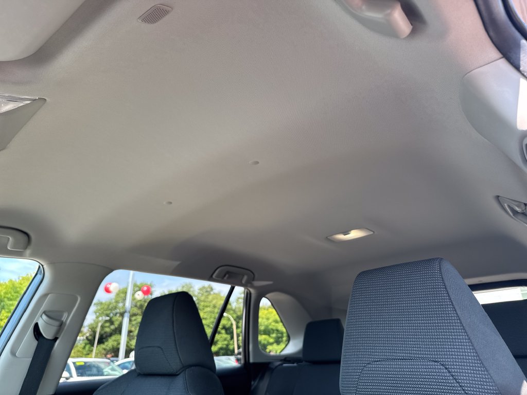 Used 2024 Toyota RAV4 LE AWD/4WD image 16