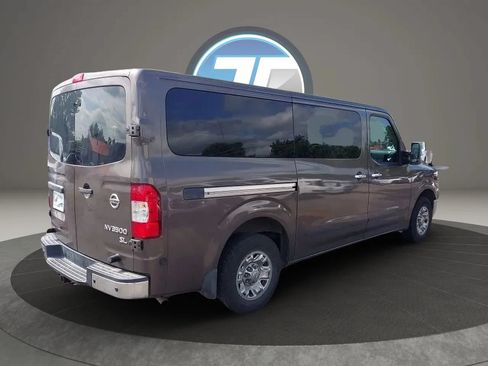 Used 2018 Nissan NV 3500 SL RWD image 5