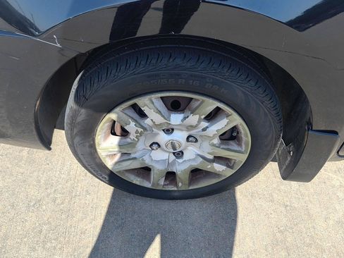 Used 2012 Nissan Sentra 2.0 S FWD image 6