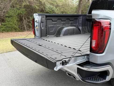 New 2026 GMC Sierra 1500 SLT w/ SLT Premium Plus Package image 14