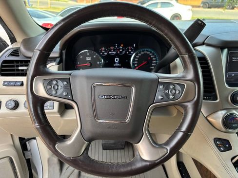 Used 2018 GMC Yukon XL Denali w/ Denali Ultimate Package AWD/4WD image 43