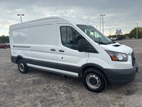 Used 2017 Ford Transit 250 148 Medium Roof image 5