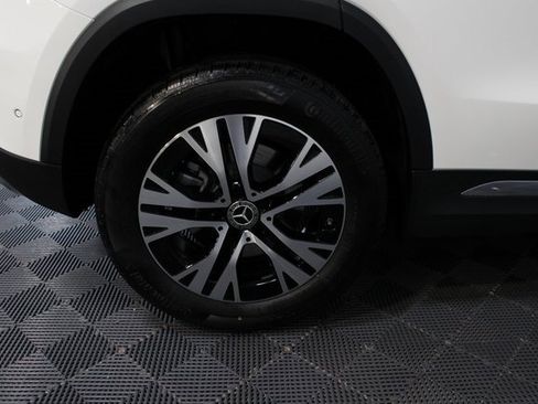 New 2025 Mercedes-Benz GLA 250 4MATIC image 12