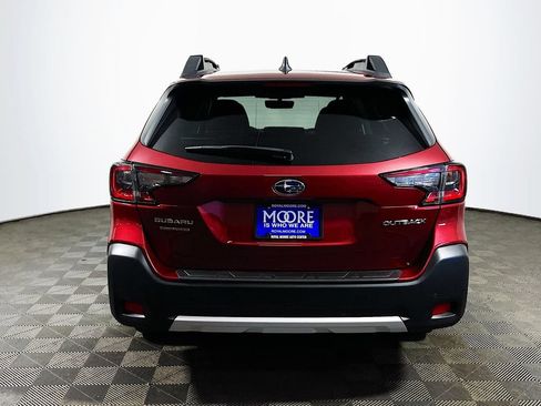 Used 2025 Subaru Outback Limited AWD/4WD image 6