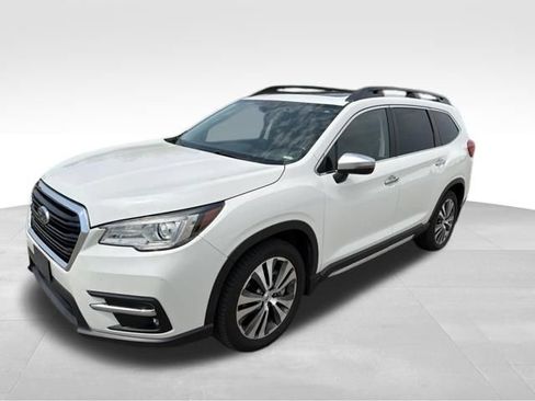 Used 2019 Subaru Ascent Touring w/ Popular Package #2 AWD/4WD image 8