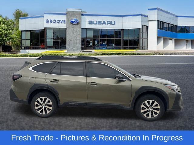 Certified 2025 Subaru Outback Premium AWD/4WD image 7