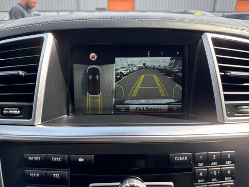 Used 2014 Mercedes-Benz ML 63 AMG 4MATIC image 19