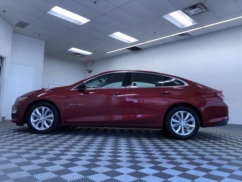 Used 2019 Chevrolet Malibu LT FWD image 12