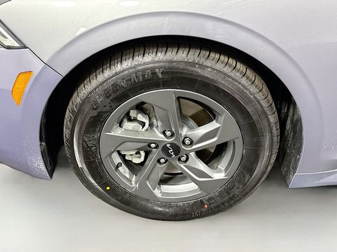 Used 2022 Kia K5 LX image 37