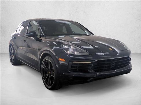 Used 2019 Porsche Cayenne S AWD/4WD image 3