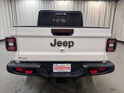 Used 2022 Jeep Gladiator Rubicon w/ Cold Weather Group image 6