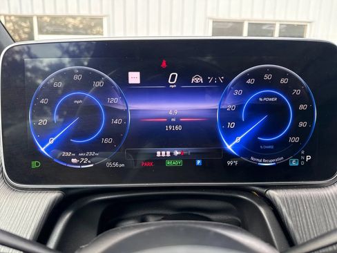 Used 2023 Mercedes-Benz EQS 450+ SUV image 21
