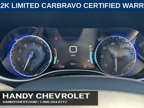 Used 2024 Chrysler Pacifica Touring-L FWD image 24
