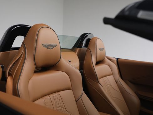 New 2026 Aston Martin V8 Vantage Roadster RWD image 26