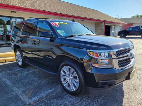 Used 2018 Chevrolet Tahoe LT AWD/4WD image 3