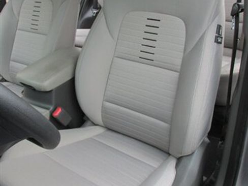 Used 2018 Kia Sportage LX w/ LX Technology Package image 12