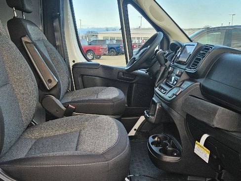New 2026 RAM ProMaster 2500 w/ Convenience Group image 10