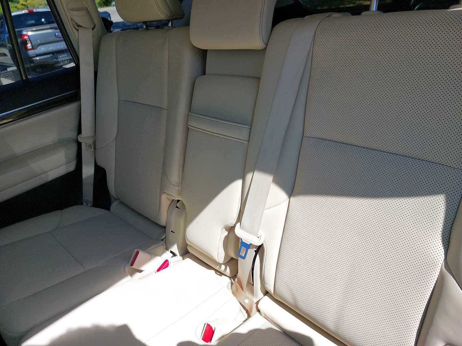 Used 2023 Lexus GX 460 Premium w/ Premium Plus Package AWD/4WD image 14