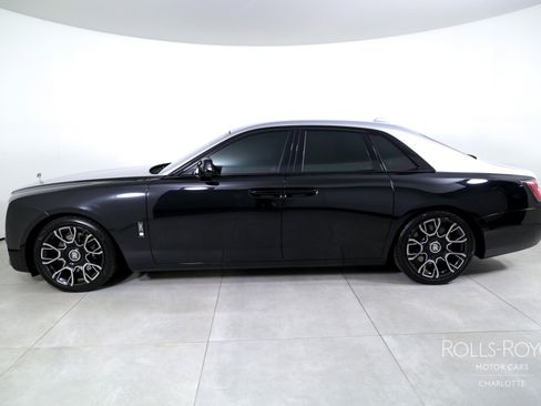 Used 2022 Rolls-Royce Ghost Black Badge AWD/4WD image 3