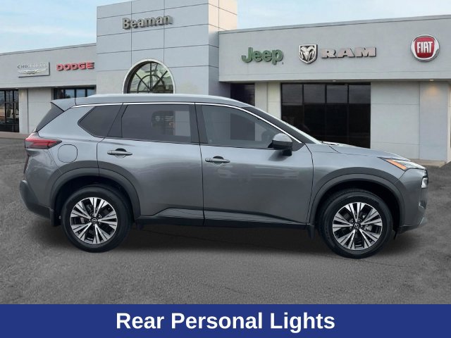 Used 2023 Nissan Rogue SV w/ SV Premium B Package FWD image 8