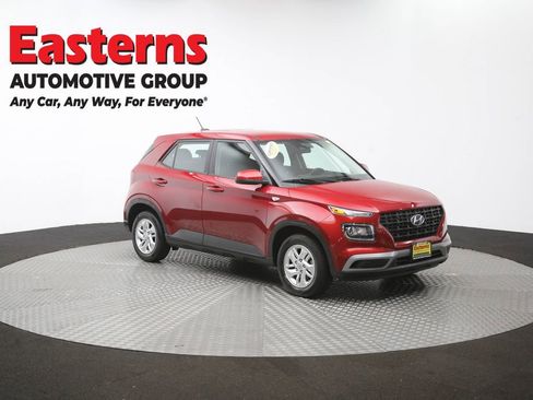 Used 2025 Hyundai Venue SE FWD image 47