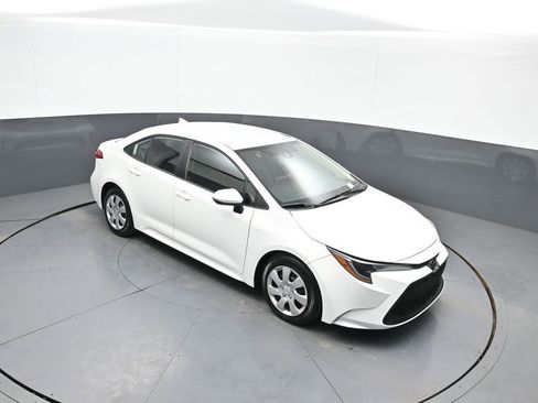 Certified 2020 Toyota Corolla LE image 35