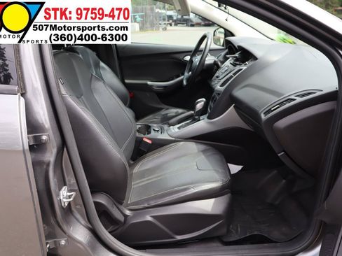 Used 2014 Ford Focus SE w/ Equipment Group 201A FWD image 16