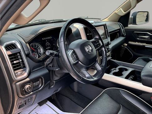 Used 2020 RAM 1500 Laramie AWD/4WD image 18