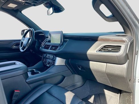 Used 2024 Chevrolet Tahoe LT w/ LT Signature Package image 32