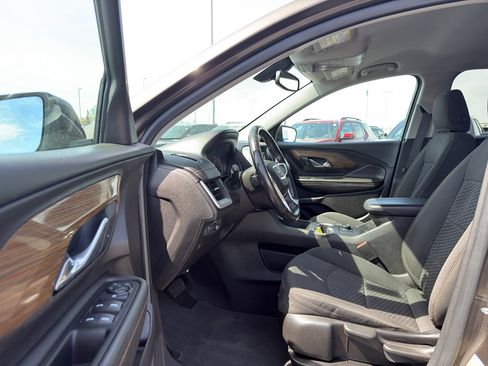 Used 2019 GMC Terrain SLE w/ LPO, Floor Liner Package FWD image 11