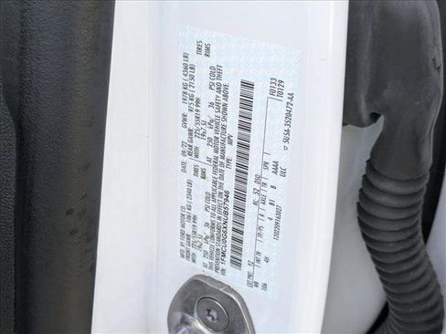 Used 2022 Ford Escape SE w/ SE Sport Appearance Package image 20