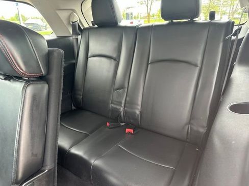 Used 2017 Dodge Journey GT w/ Driver Convenience Group FWD image 24