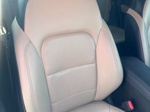 Used 2020 Ford Escape SEL FWD image 18
