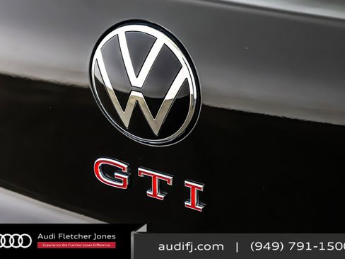 Used 2024 Volkswagen GTI Autobahn image 9